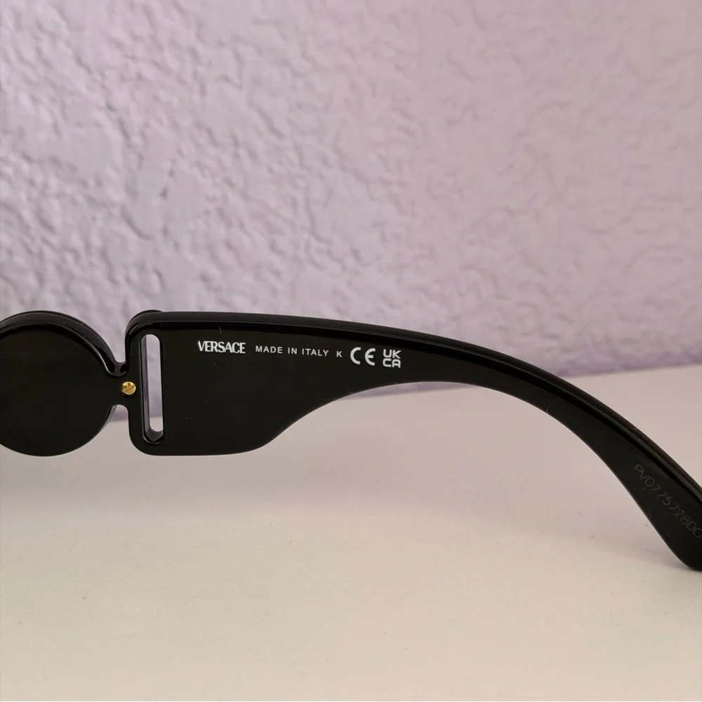 New! Versace Glossy Black Sunglasses Mod.4361 5360/87, Authentic